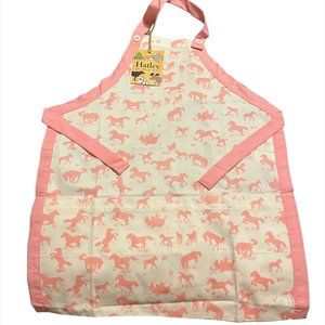 NWT Hatley Apron O/S horses in the pasture in pink/cream